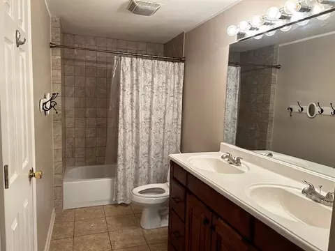2093 Kettering Rd, Hoffman Estates, IL 60169 photo 18