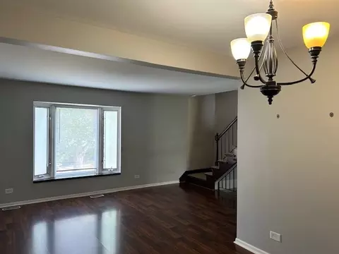 2093 Kettering Rd, Hoffman Estates, IL 60169 photo 6