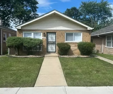 9534 S Bennett Ave, Chicago, IL 60617