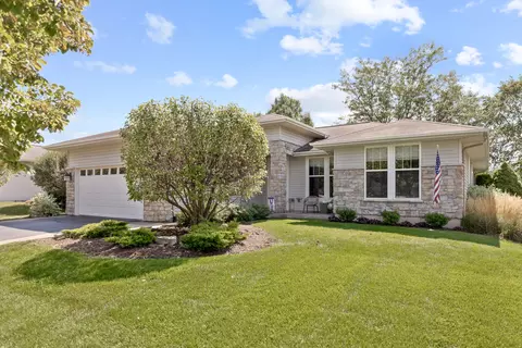 12227 Scenic Rdg, Huntley, IL 60142