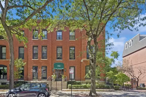1760 N Wells St #2C, Chicago, IL 60614