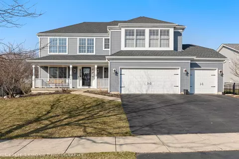 2413 Dean St, Sycamore, IL 60178