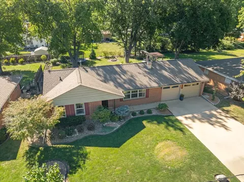 View/Area - 903 N Beech St, Normal, IL 61761 photo 1 of 5