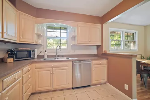 Kitchen - 903 N Beech St, Normal, IL 61761 photo 2 of 3