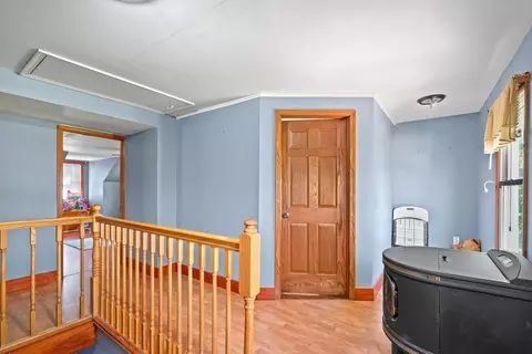 Entry Way - 1025 Long Rd, Harmon, IL 61042 photo 2 of 2