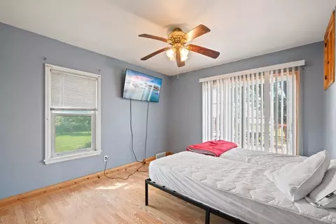 Bedroom - 1025 Long Rd, Harmon, IL 61042 photo 5 of 10