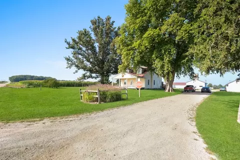 Exterior - 1025 Long Rd, Harmon, IL 61042 photo 26 of 36