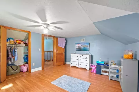 Bedroom - 1025 Long Rd, Harmon, IL 61042 photo 6 of 10