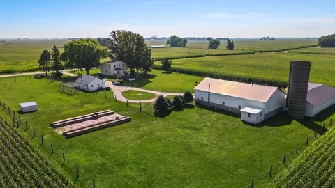 Exterior - 1025 Long Rd, Harmon, IL 61042 photo 36 of 36
