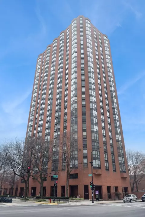 899 S Plymouth Ct #2407, Chicago, IL 60605