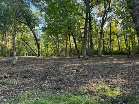 1520 N Green Bay Rd, Lake Forest, IL 60045