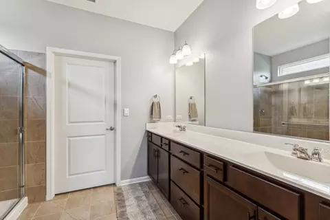Bath - 1635 Windsor Rd, Pingree Grove, IL 60140 photo 1 of 3