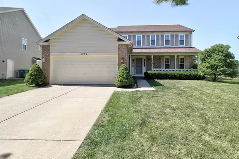 1723 Hidden Oaks Ct, Plainfield, IL 60586