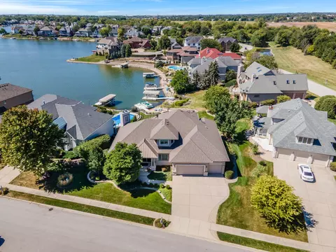 View/Area - 13121 Merganser Cv, Plainfield, IL 60585 photo 4 of 6