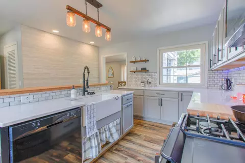 Kitchen - 802 E Scott St, Tuscola, IL 61953 photo 4 of 5