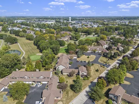 View/Area - 1870 Golf View Dr, Bartlett, IL 60103 photo 7 of 11