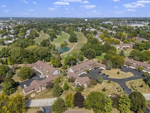 View/Area - 1870 Golf View Dr, Bartlett, IL 60103 photo 8 of 11