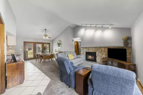Living - 1870 Golf View Dr, Bartlett, IL 60103 photo 1 of 2