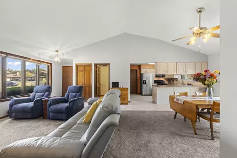 Other - 1870 Golf View Dr, Bartlett, IL 60103 photo 1 of 9