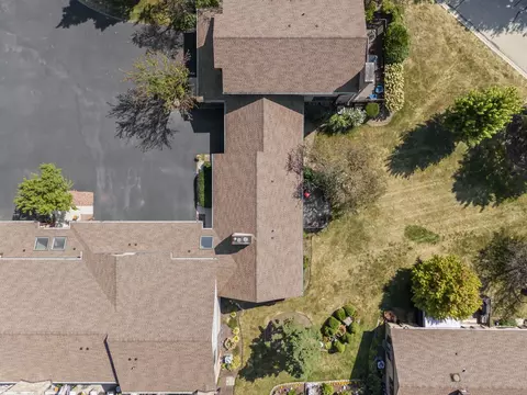 View/Area - 1870 Golf View Dr, Bartlett, IL 60103 photo 2 of 11