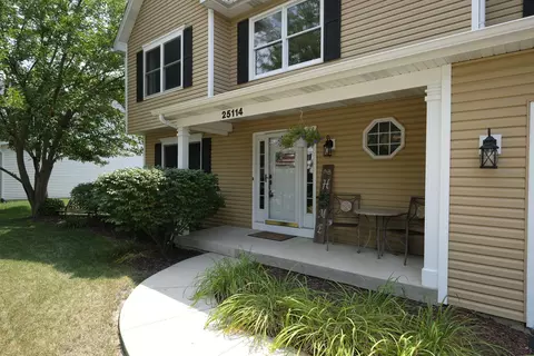 Exterior - 25114 Vermette Rd, Plainfield, IL 60585 photo 2 of 7