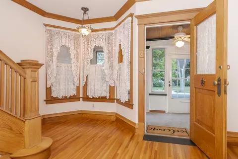 2007 E Jackson St E, Bloomington, IL 61701 photo 4