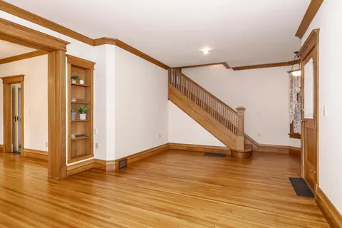 2007 E Jackson St E, Bloomington, IL 61701 photo 17