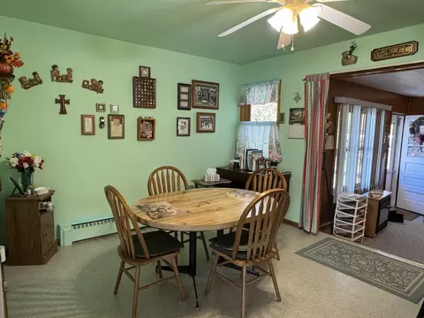 205 E 4th St, Herscher, IL 60941 photo 12