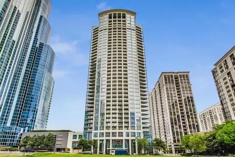1235 S Prairie Ave #904, Chicago, IL 60605