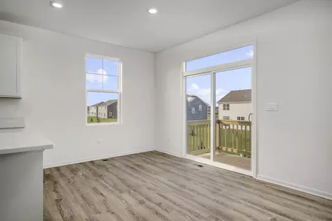 726 Slate Run, Elgin, IL 60124 photo 4