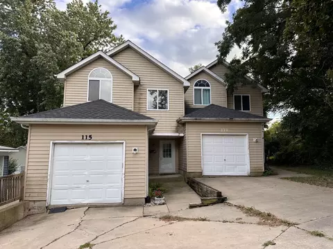 115 N Dole Ave, Crystal Lake, IL 60014