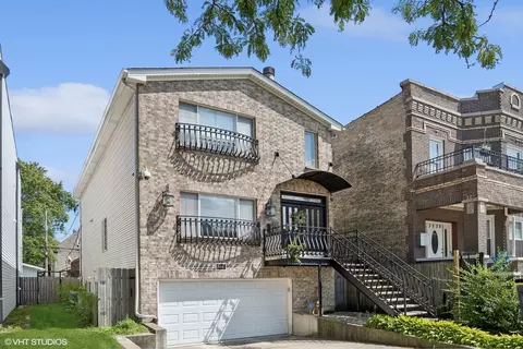 3241 N Kenneth Ave, Chicago, IL 60641