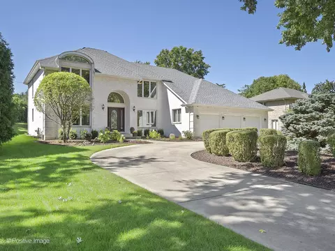 6756 Lorraine Dr, Countryside, IL 60525