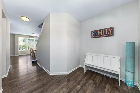 16004 S Selfridge Cir, Plainfield, IL 60586 photo 5