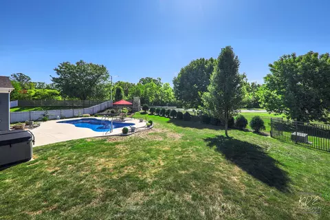 16004 S Selfridge Cir, Plainfield, IL 60586 photo 39