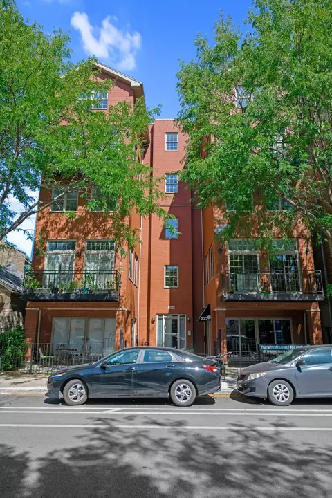2222 W Armitage Ave #3E, Chicago, IL 60647
