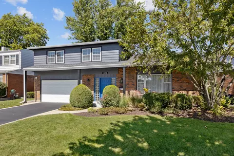 1810 W Pheasant Trl, Mount Prospect, IL 60056