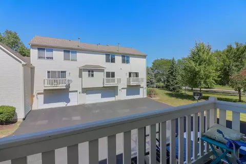 Exterior - 2662 Canyon Dr, Plainfield, IL 60586 photo 2 of 3