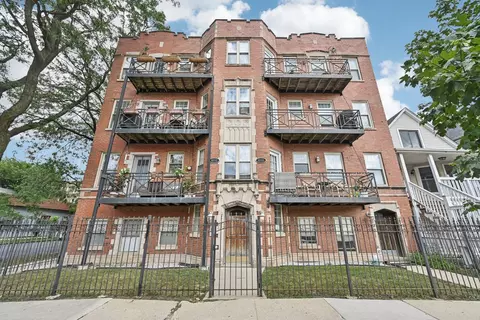 4157 N Bernard St #2, Chicago, IL 60618