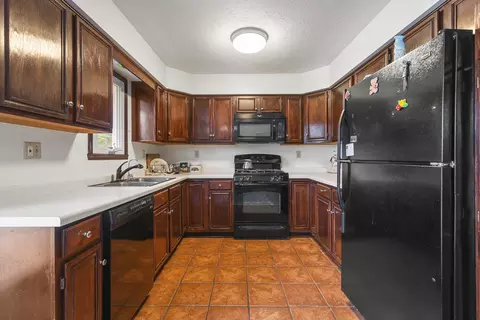 6607 Sutter Dr, Roscoe, IL 61073 photo 17
