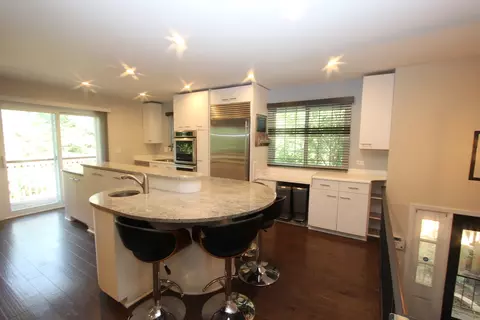 56 Pine Cir, Cary, IL 60013 photo 6