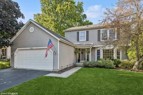 322 Candlewood Trl, Cary, IL 60013