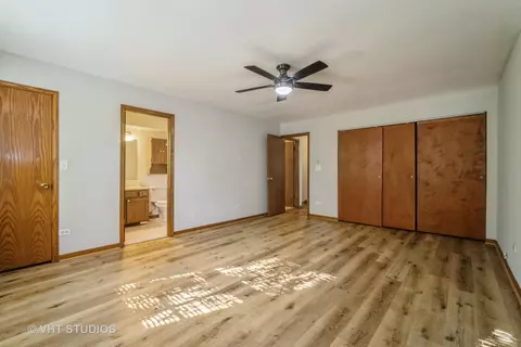 Bedroom - 545 Longtree Dr, Wheeling, IL 60090 photo 3 of 3
