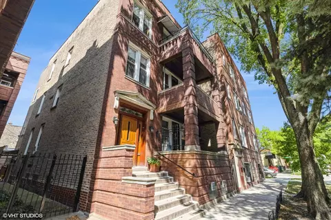 820 N Leavitt St, Chicago, IL 60622
