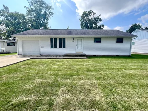 1128 Englewood Dr, Rantoul, IL 61866