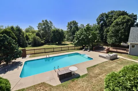 6210 Mcdonald Rd, Roscoe, IL 61073 photo 34