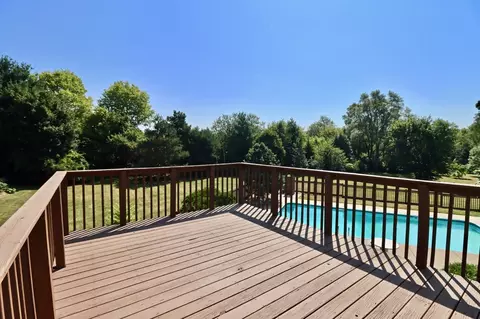 6210 Mcdonald Rd, Roscoe, IL 61073 photo 35
