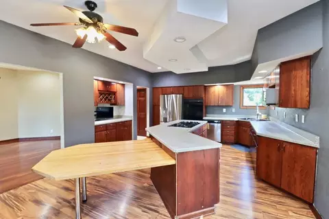 6210 Mcdonald Rd, Roscoe, IL 61073 photo 10