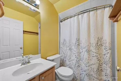 1008 Bristol Dr, Sycamore, IL 60178 photo 26