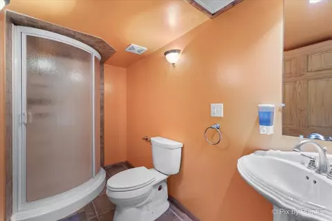 1008 Bristol Dr, Sycamore, IL 60178 photo 35